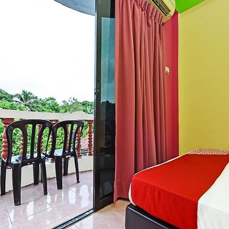 Oyo 90565 Teresek View Motel Куала-Тахан Экстерьер фото